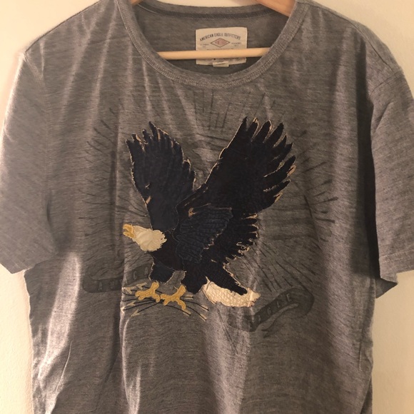 NWOT Men’s AE short sleeve T - Picture 2 of 4